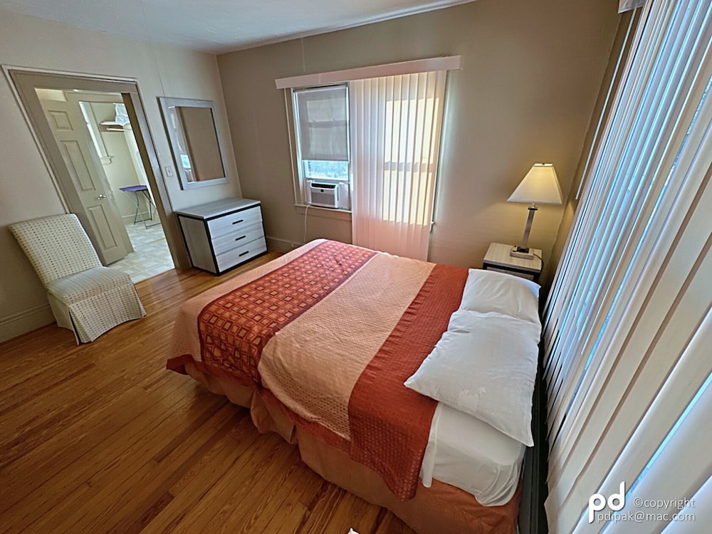 Travel Inn and Suites Flemington 12/50