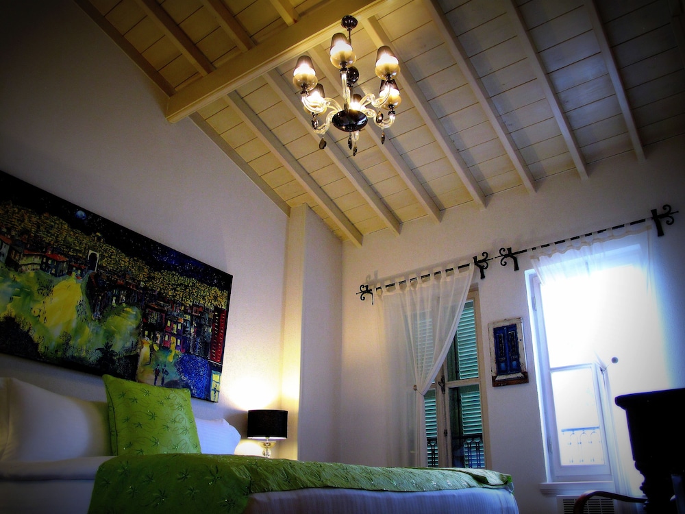 Nisi Hotel 37/63