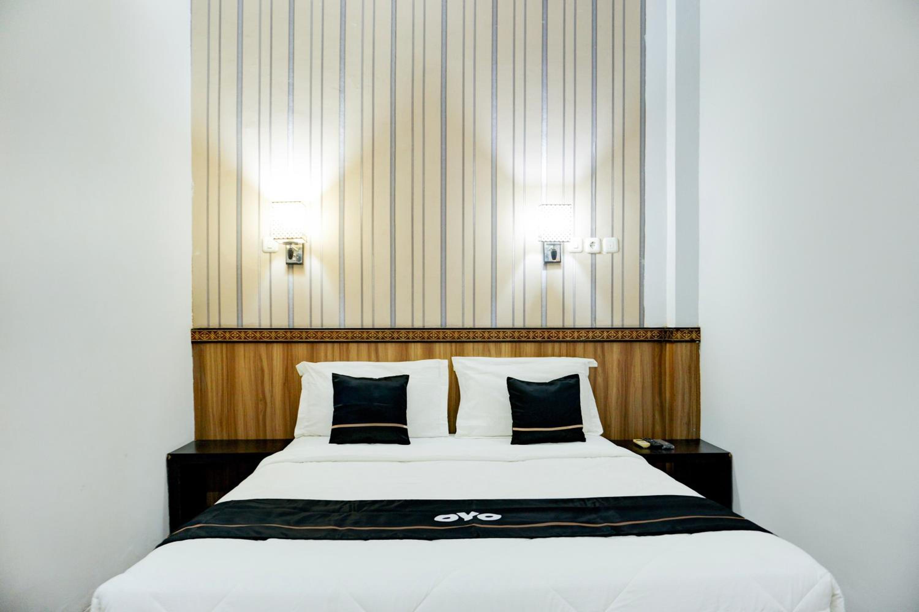 OYO 2255 Hotel Aifih 20/39