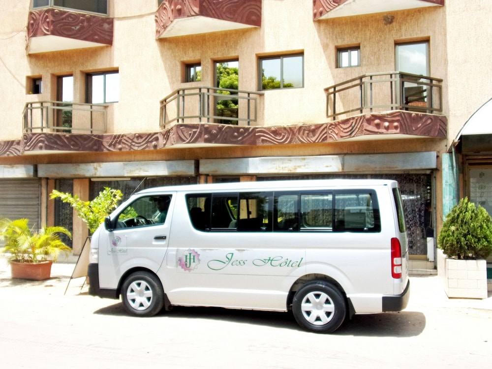 Jess Hotel 23/28