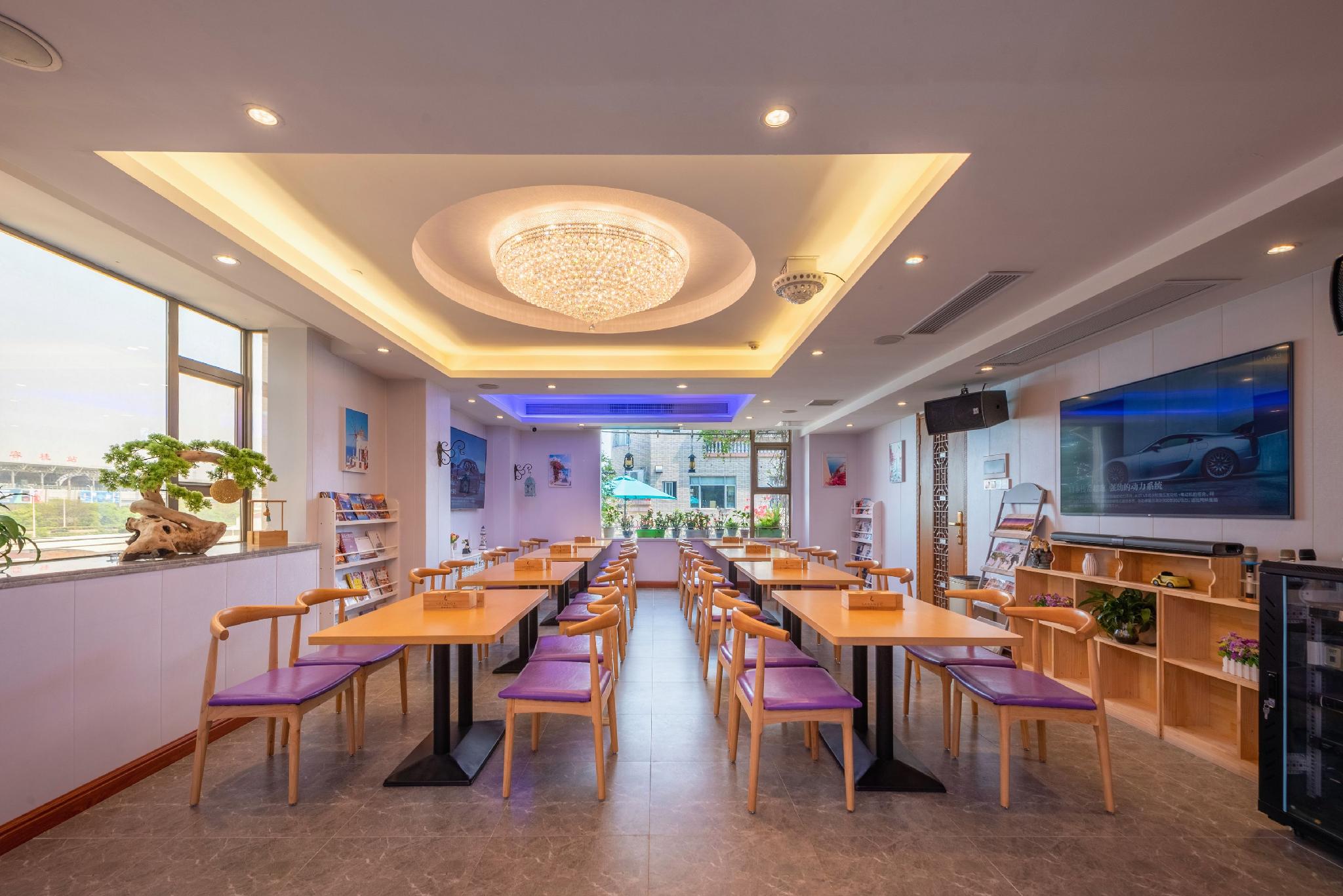 Lavande Hotel (Foshan Shunde Ronggui Light Rail Station) 20/23