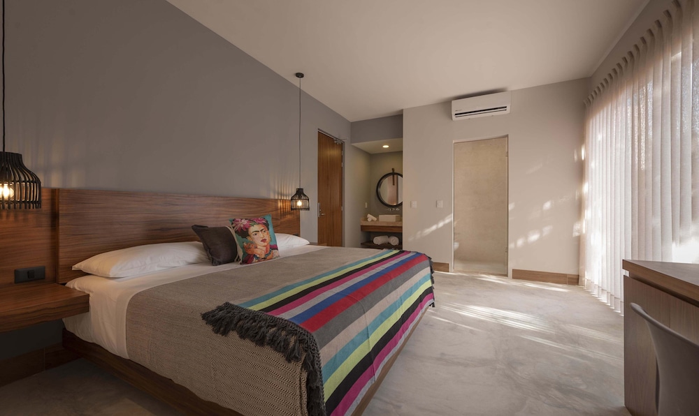 Sayulinda Hotel 7/47