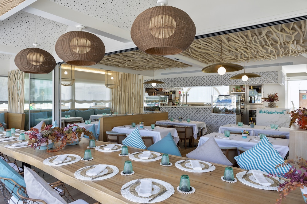 Porto Cristo Hotel 33/48