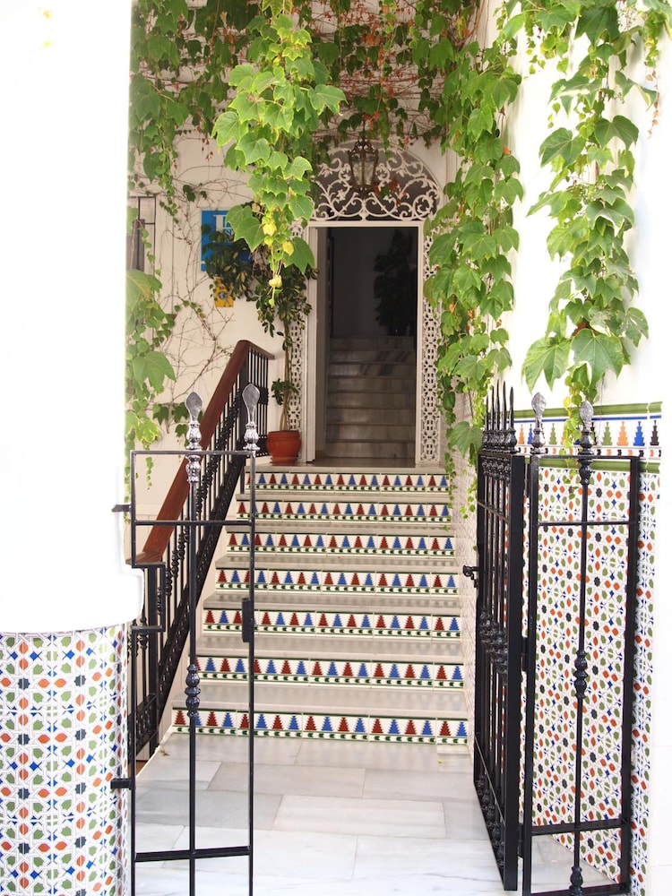 Hostal Tres Soles 6/50