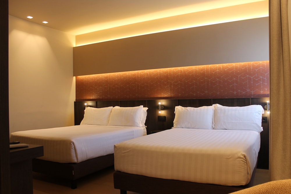 Minotel Falco d'Oro 27/50