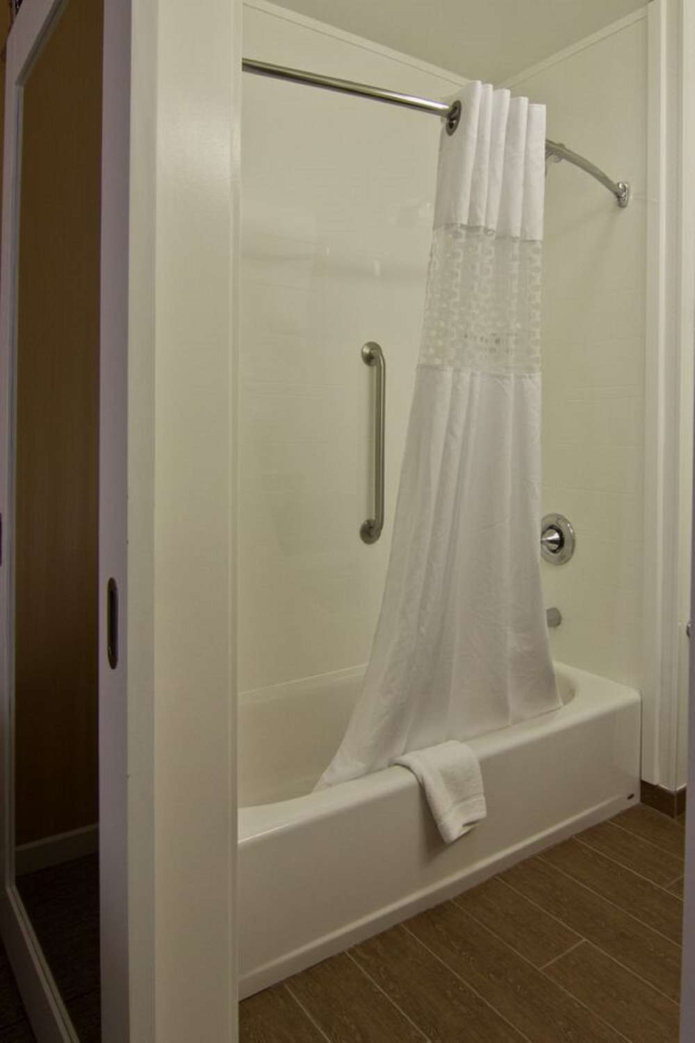 Hampton Inn & Suites Chillicothe 48/49