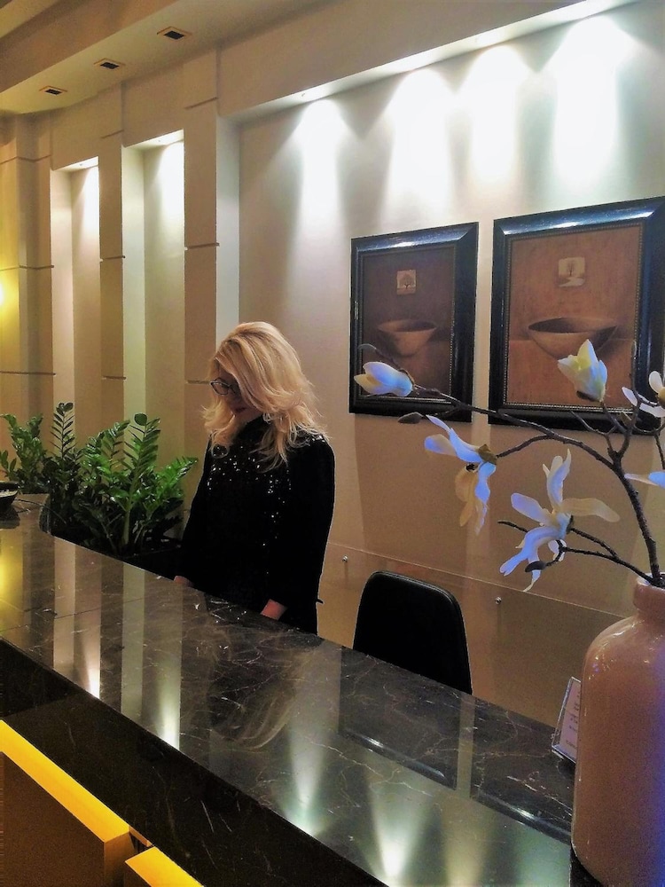 Avra Hotel 23/47