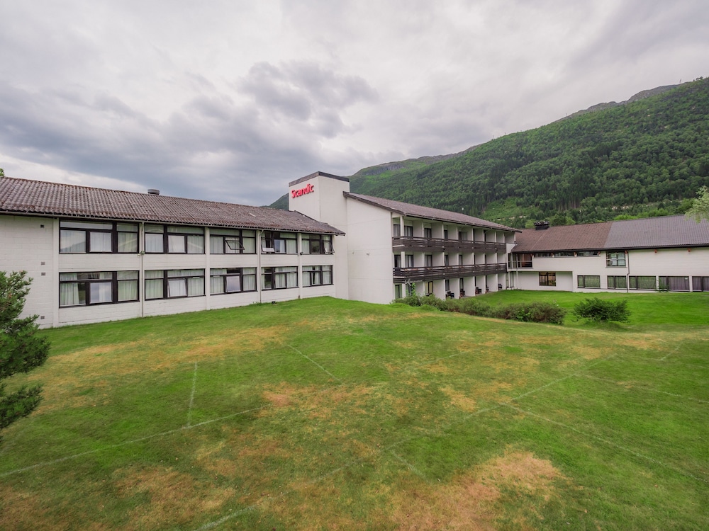 Nordfjord Hotell 43/47