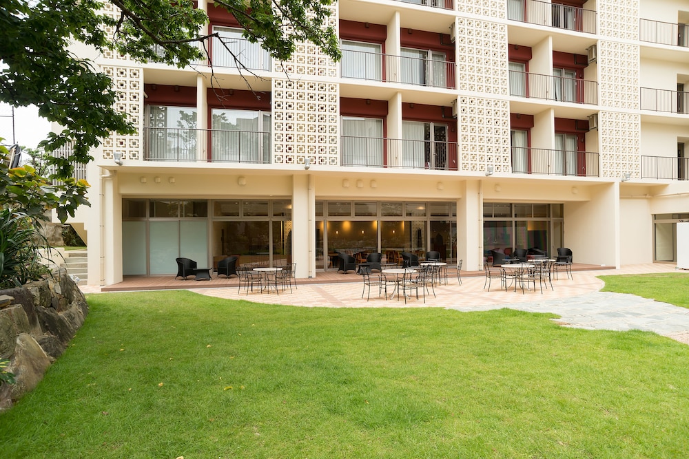 Naha Central Hotel 8/61