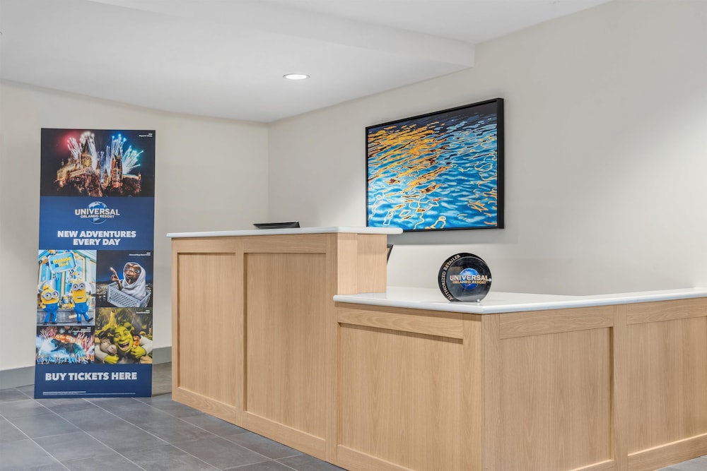 Hyatt House Orlando International Drive 8/60