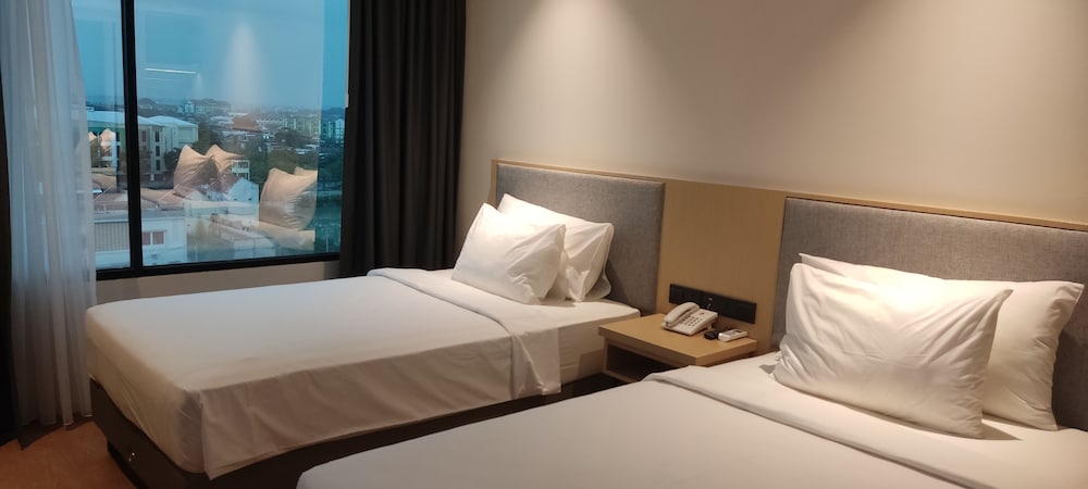Eastern Hotel Bojonegoro 22/50