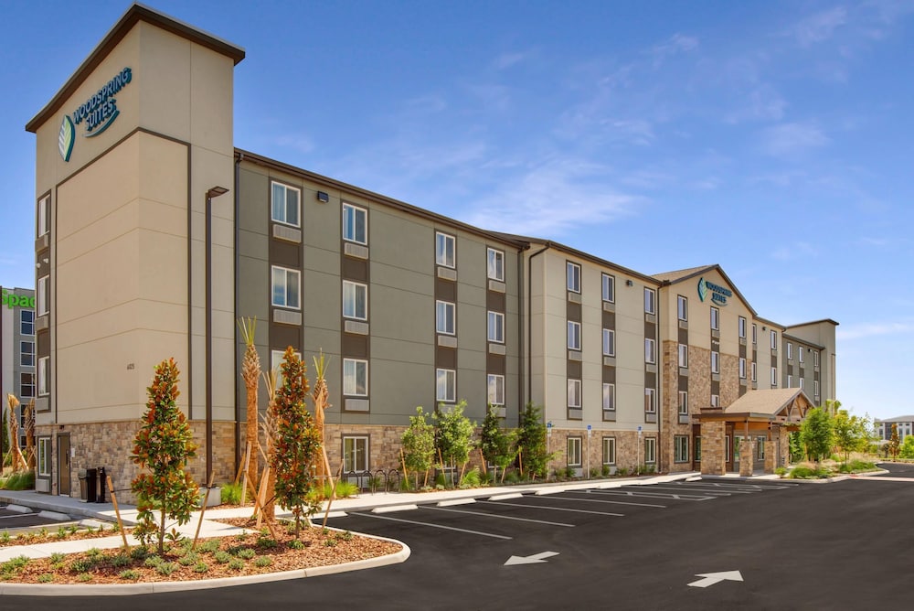 WoodSpring Suites Orlando I-4 & Convention Center 17/19