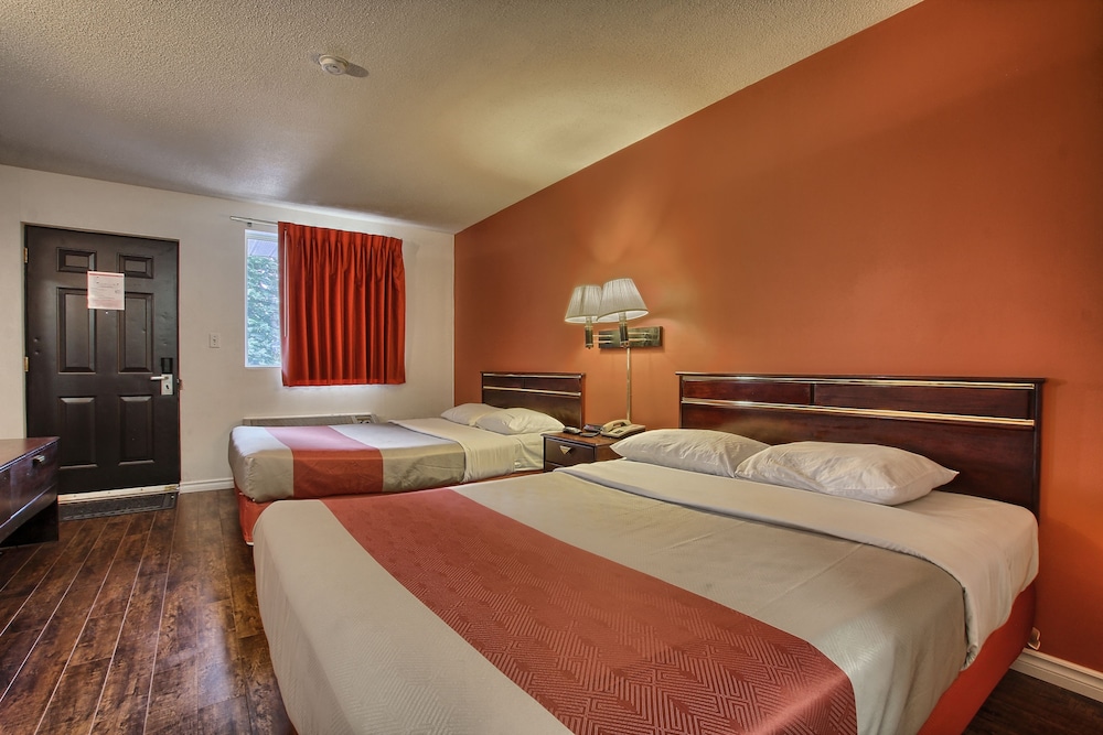 Motel6 Windsor ON 19/40