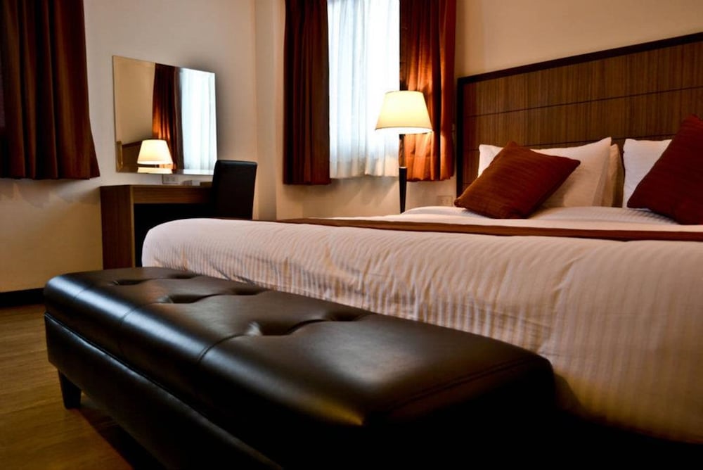 Tyche Boutique Hotel 29/41