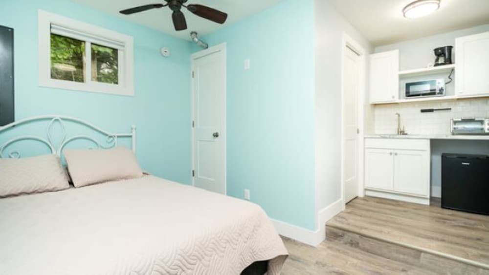 Victoria Resort and Bed & Breakfast 18/57