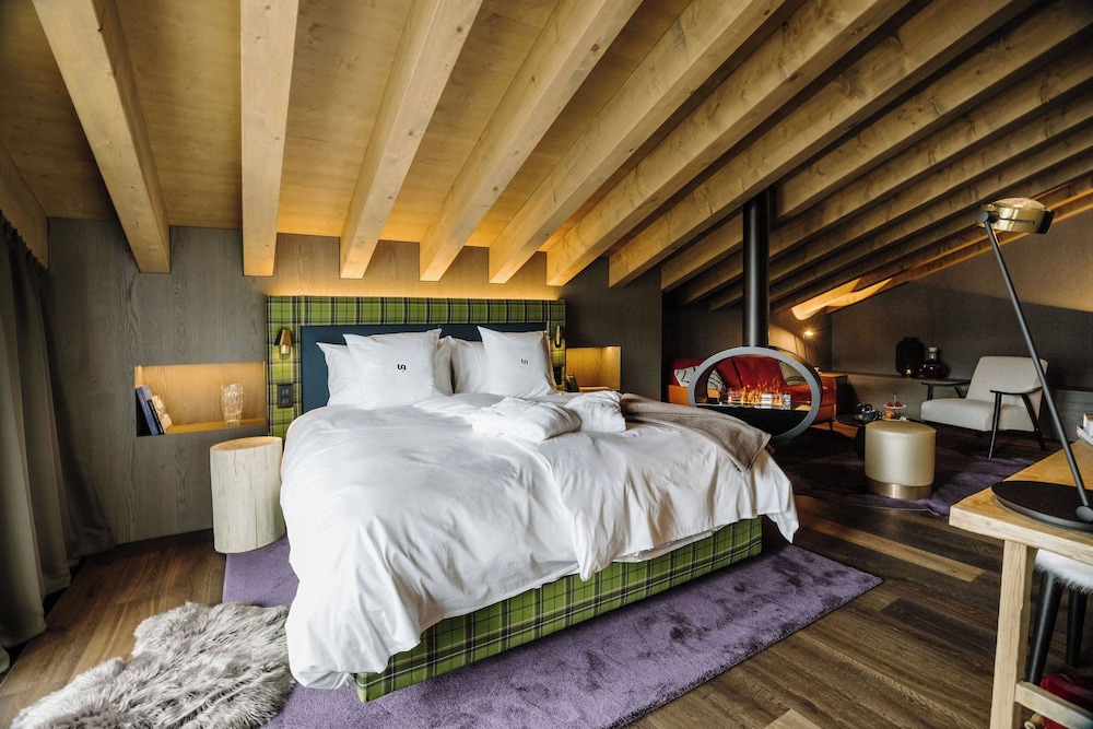 Roof Top, Deluxe, Suite, King Bed, Sofa