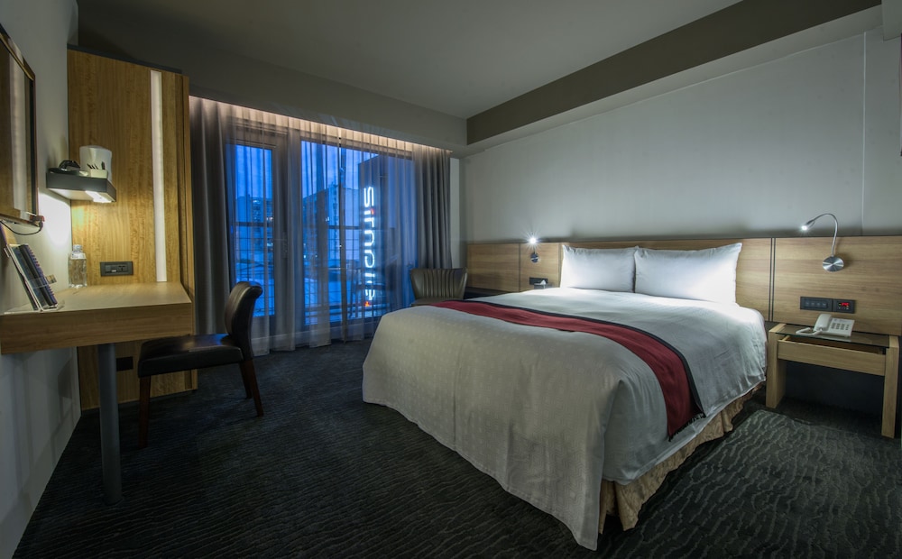 Simple Plus Hotel 13/50