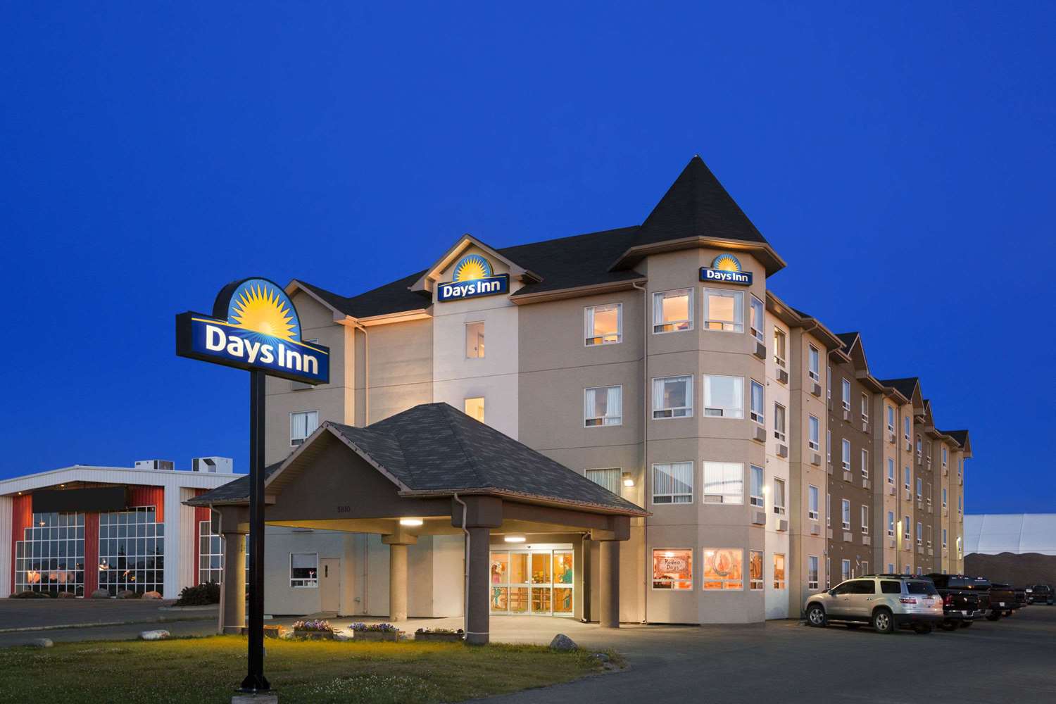 Days Inn By Wyndham Bonnyville 2/52