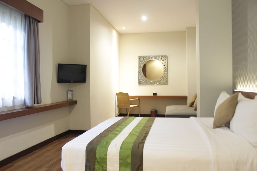 Grand Whiz Hotel Nusa Dua 22/75