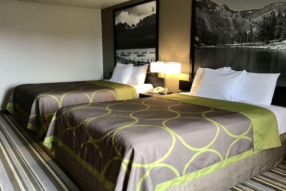 Super 8 By Wyndham Blackfoot 15/42