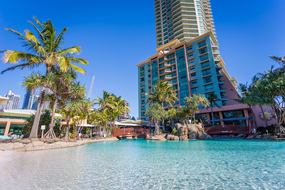 Mantra Crown Towers Surfers Paradise 93/95