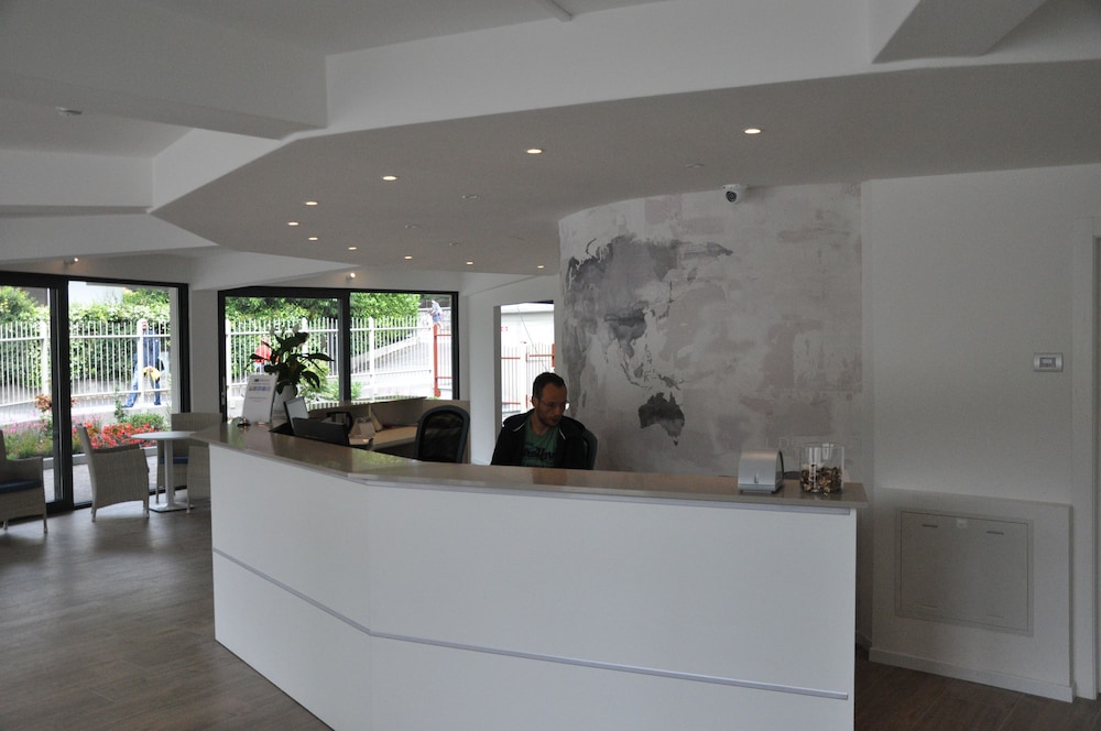 Hotel Vischi 5/50