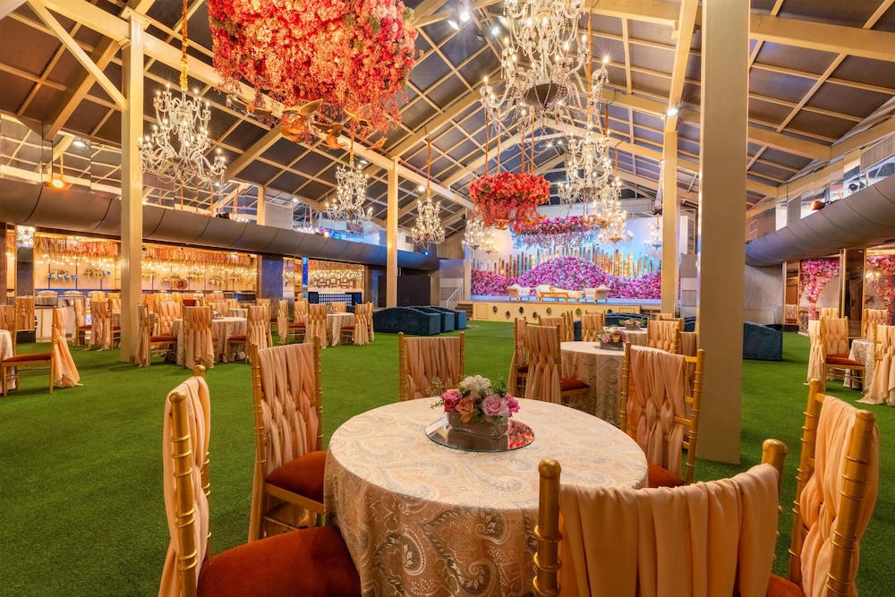 Country Inn and Suites By Radisson Sahibabad Distt Ghaziabad (U.P.) 54/60