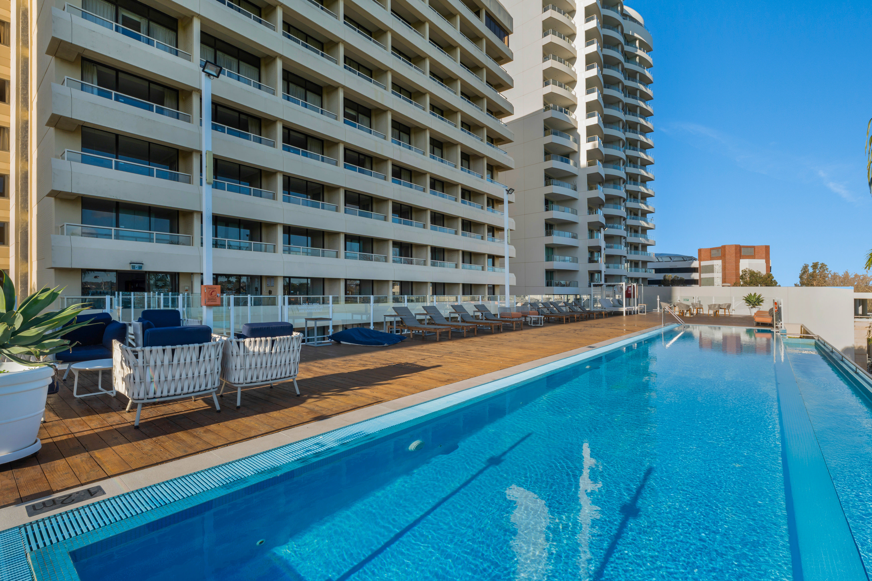 Crowne Plaza Perth 3/50