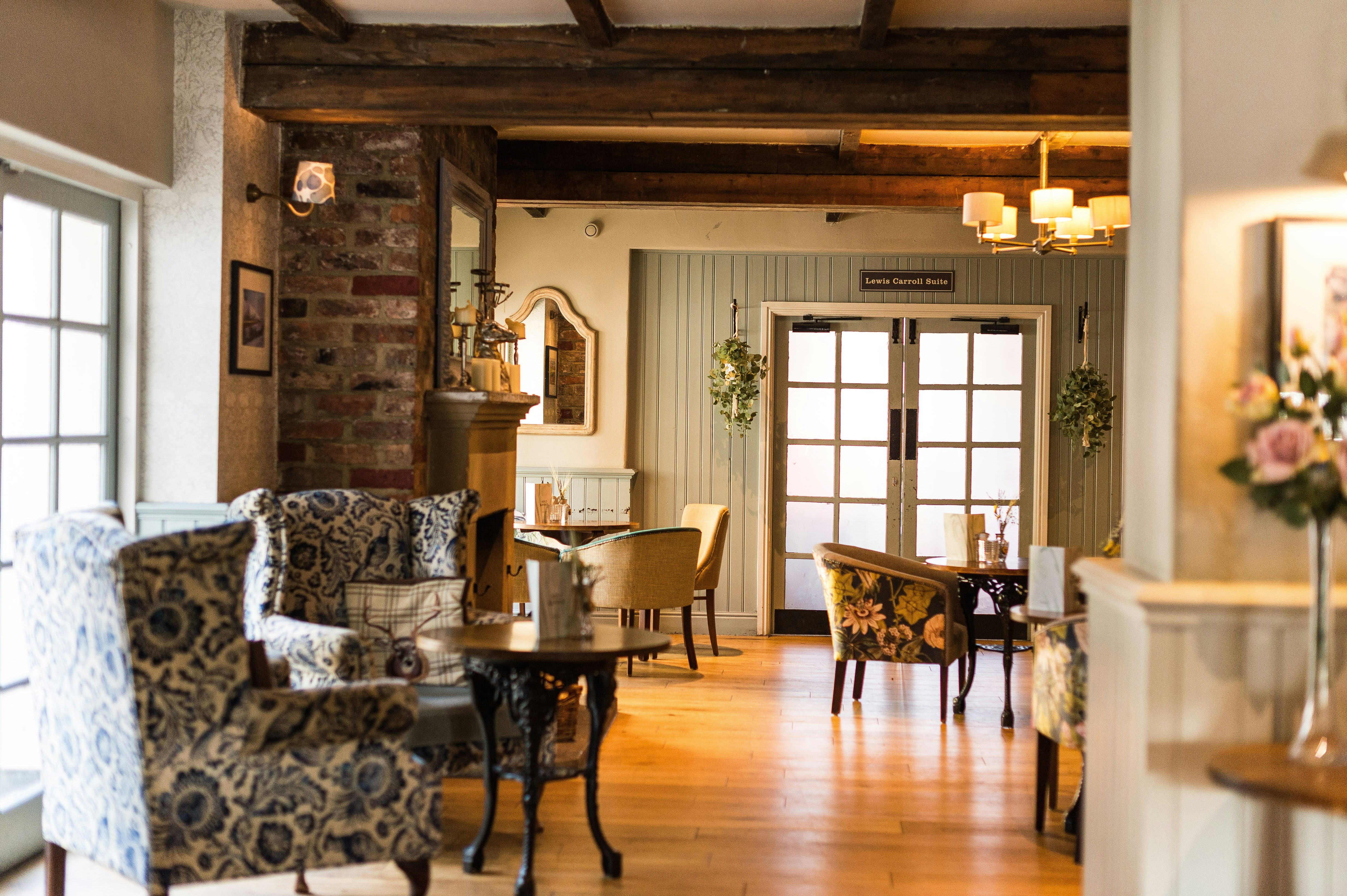 Ravensworth Arms Hotel 23/39