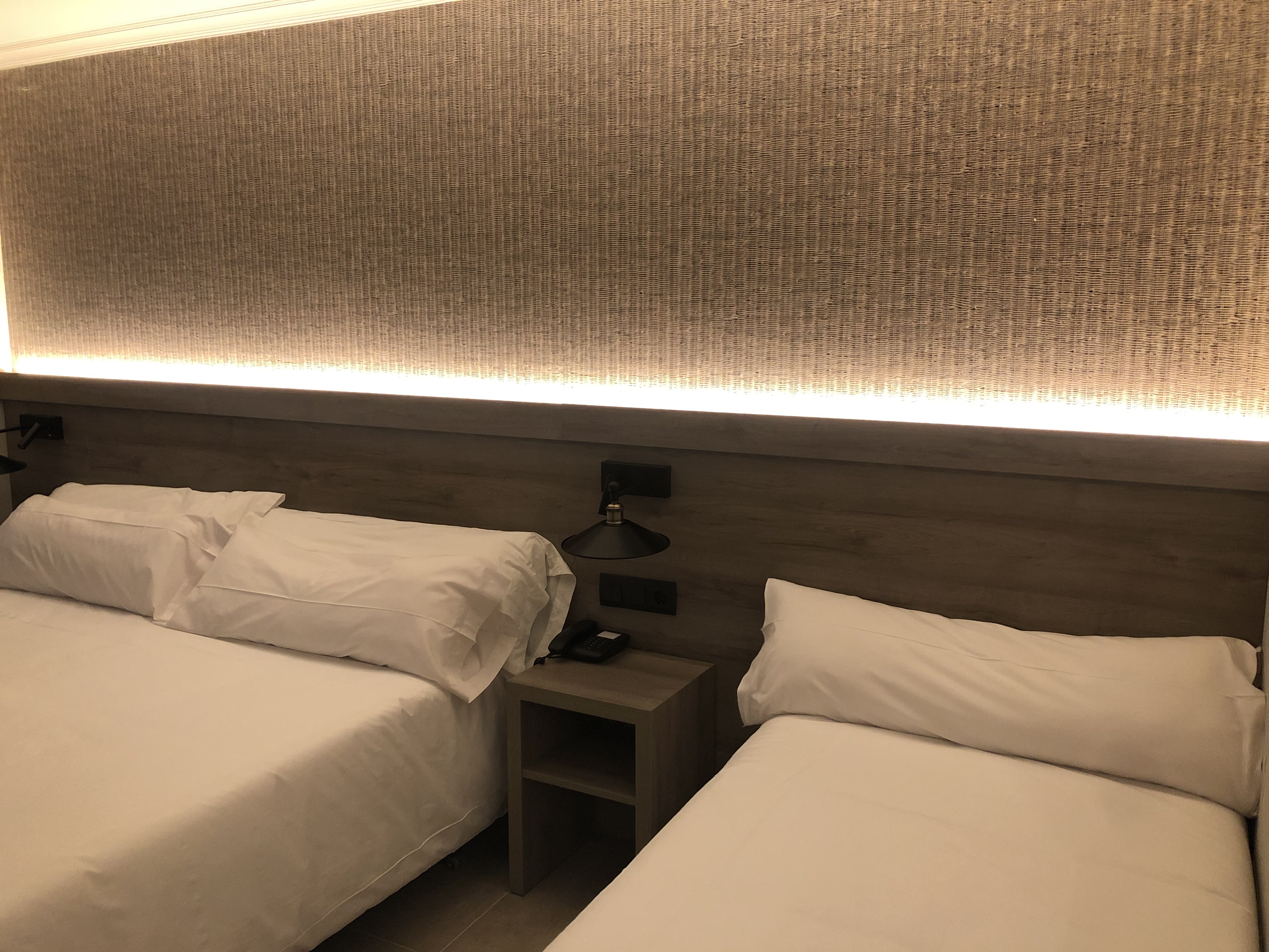 غرفة ثلاثية بريميوم، Metropol Hotel 2/2
