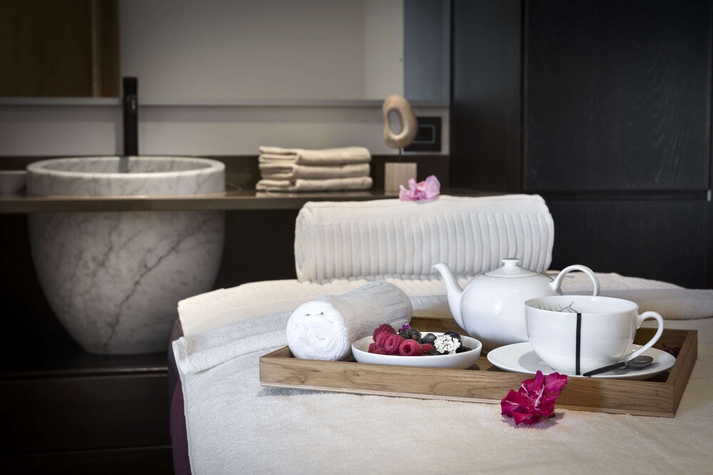 Sulia House Porto Rotondo, Curio Collection by Hilton 48/99