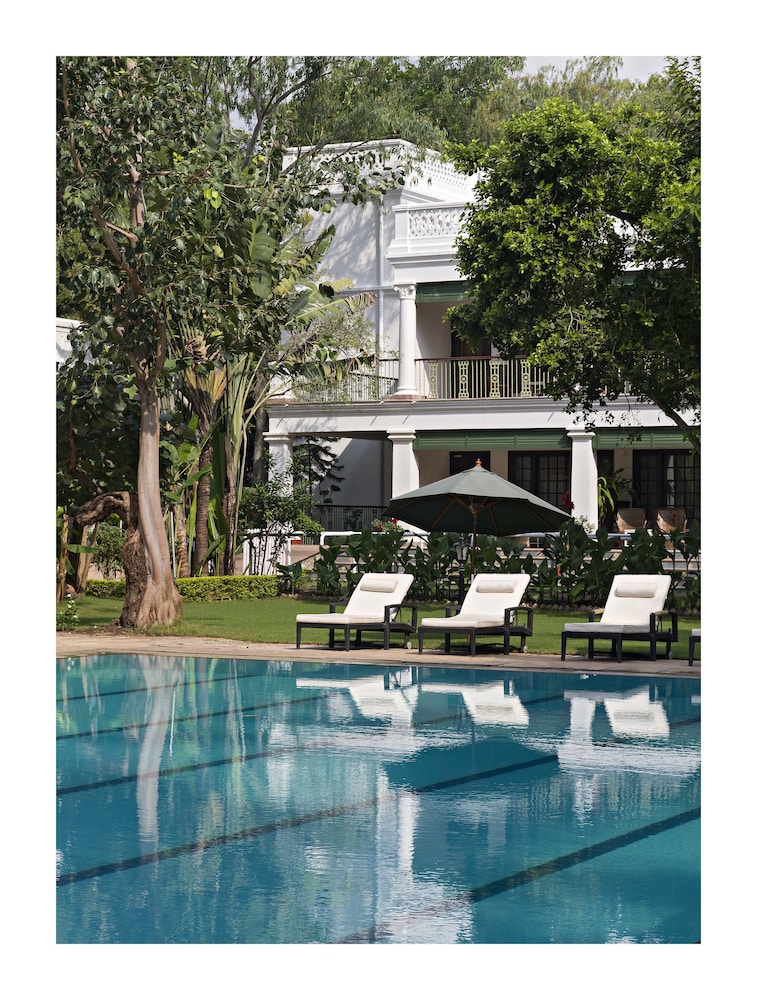Jehan Numa Palace 8/56