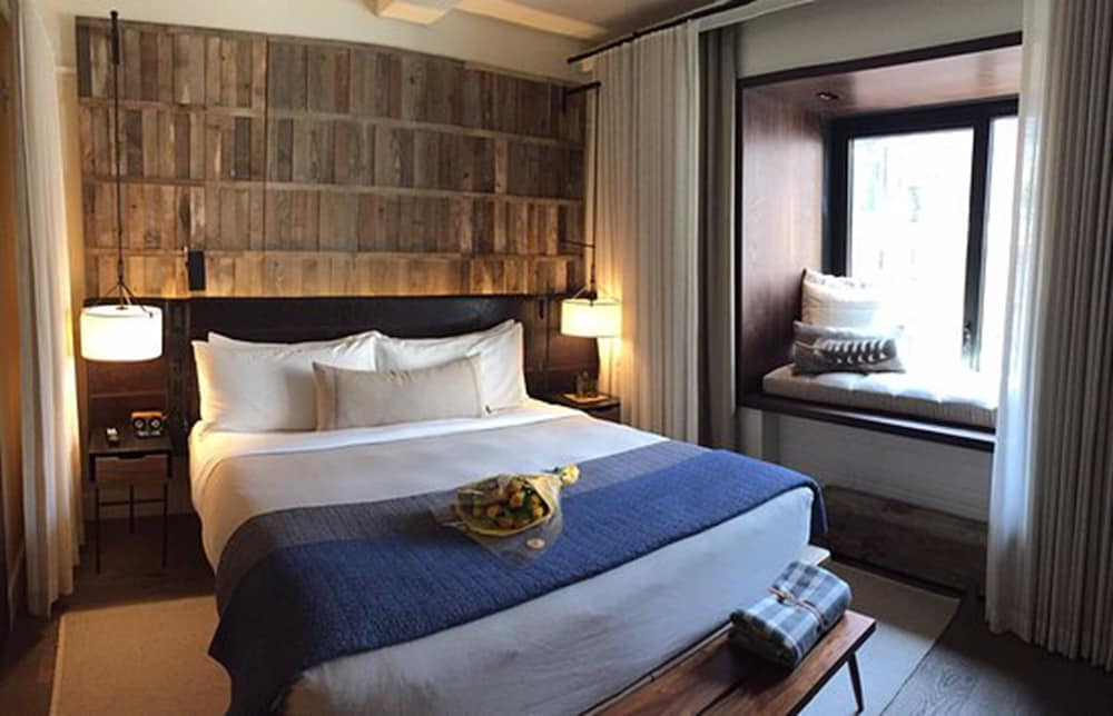 1 Hotel Central Park 23/81