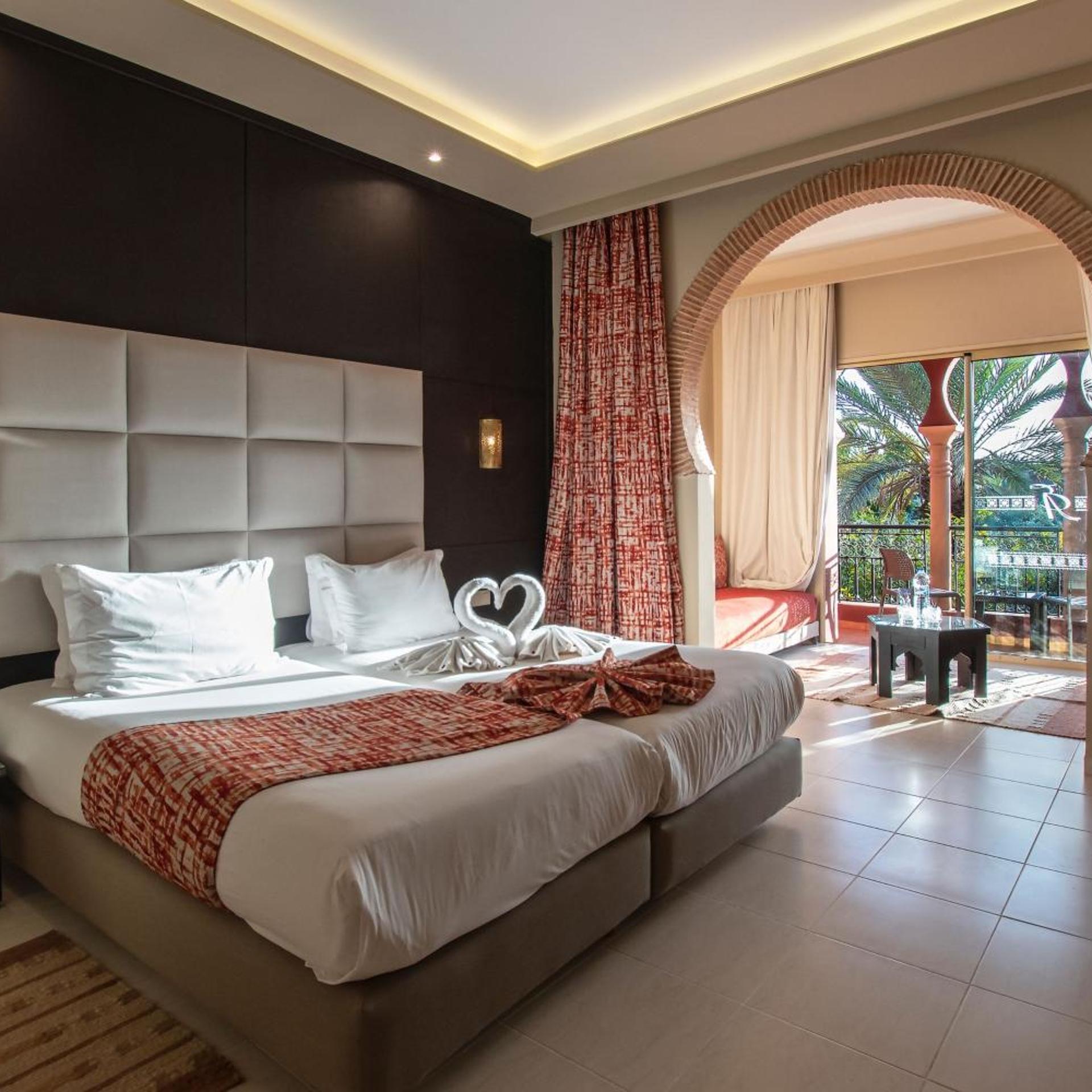 Deluxe, Double Bed, Pool Side, Sofa