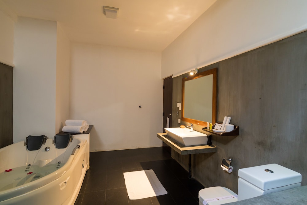 Camellia Resort And Spa 21/65