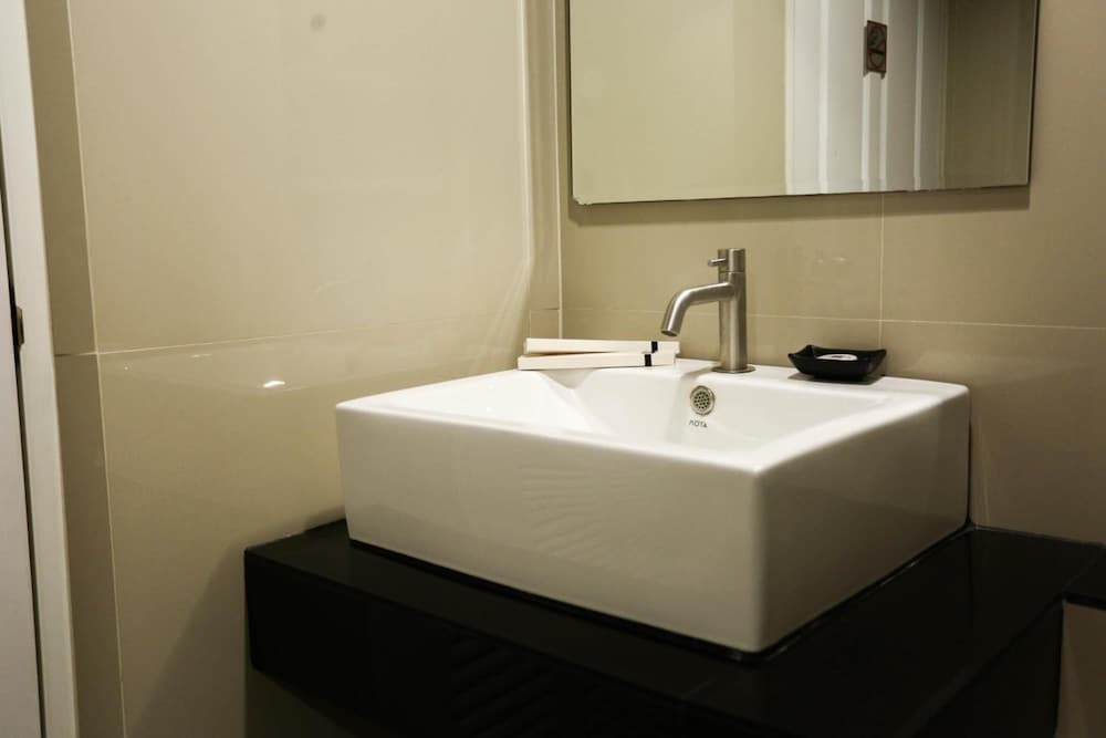 JK Living Hotel and Service Apartment 60/67