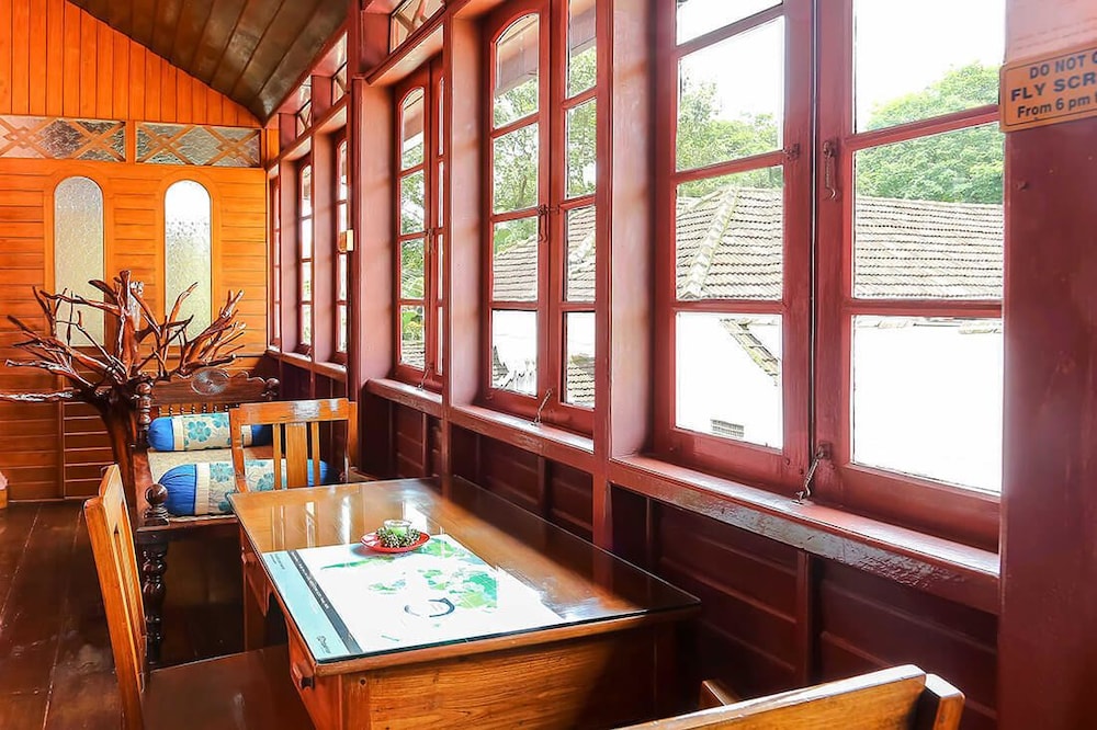 CHIRAMEL RESIDENCY FORTKOCHI 49/54