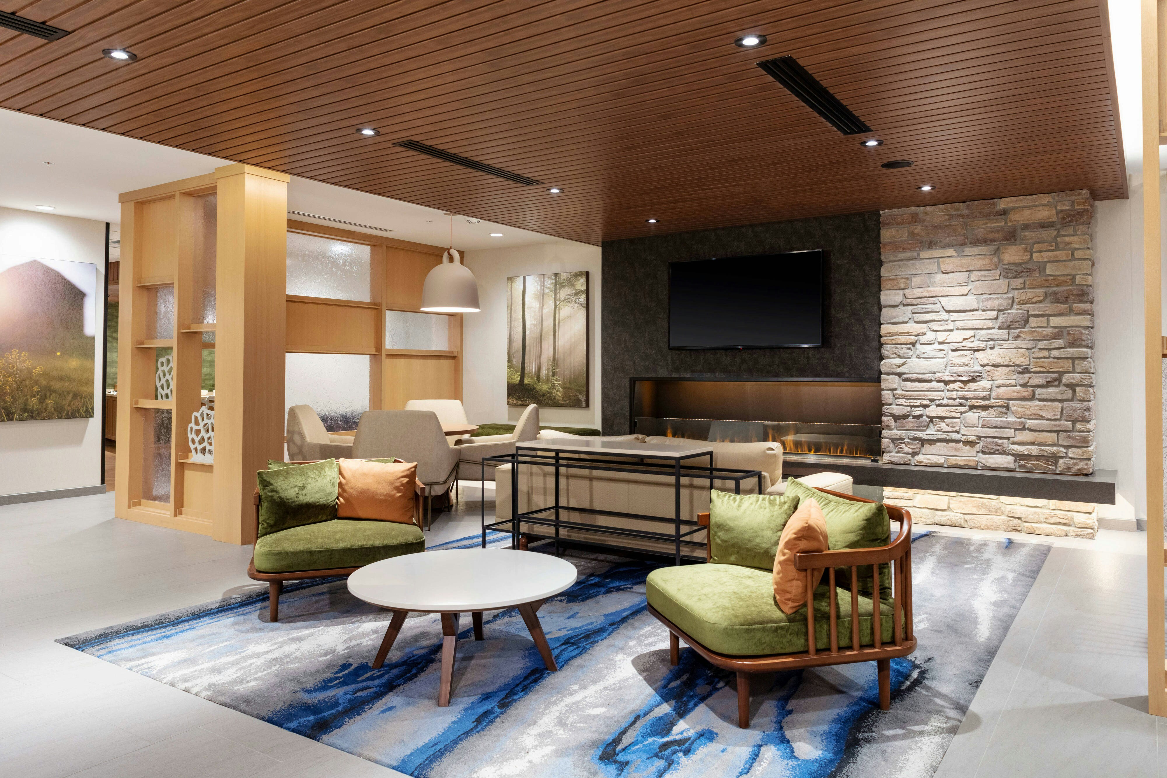 Fairfield Inn & Suites by Marriott Medford 10/15