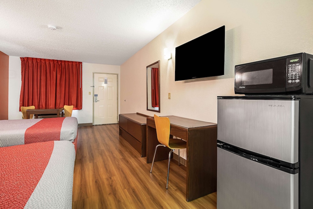 Motel6 Covington, TN 25/38