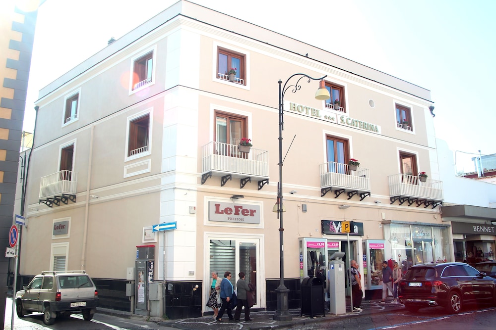 Hotel Santa Caterina 48/52