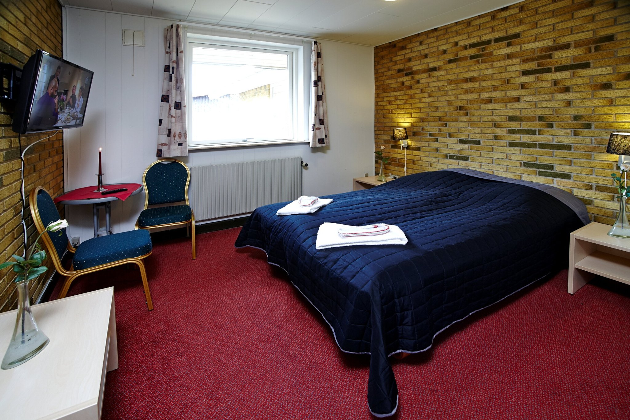 Hotel Falken 6/22
