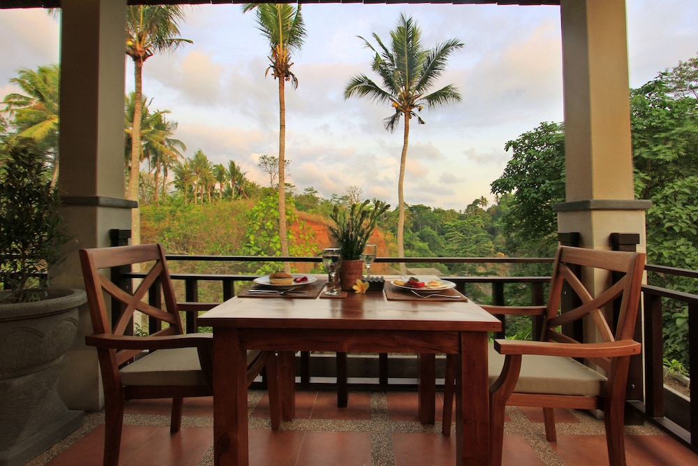 Griya Shanti Villas & Spa 28/50