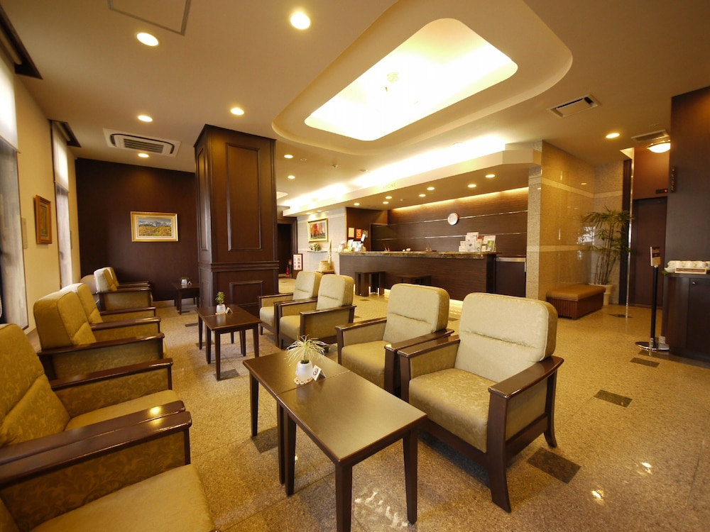 Hotel Route-Inn Dai-Ni Suwa Inter 29/37