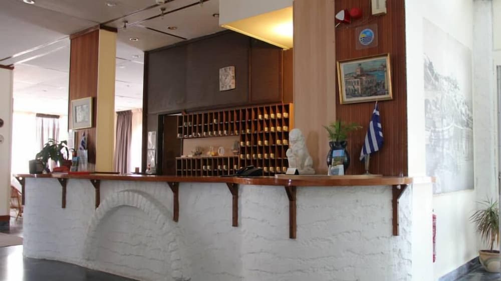 Siagas Beach Hotel 32/47