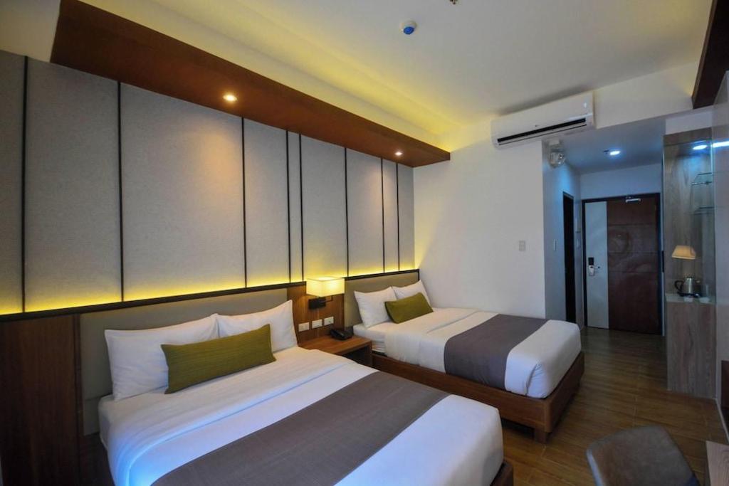 Sotogrande Palawan 8/23