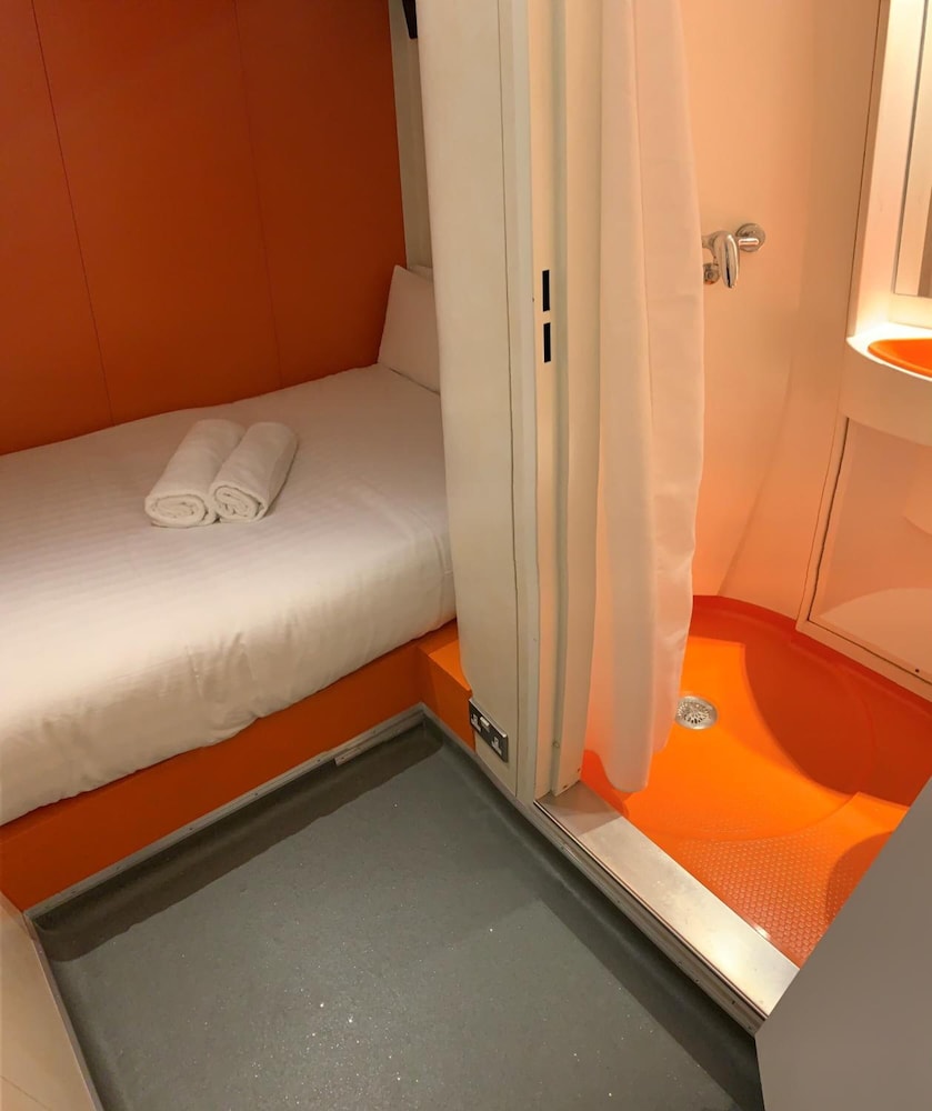 Easyhotel South Kensington 15/31