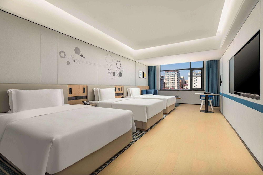 Microtel by Wyndham Xishuangbanna Mengle 10/30