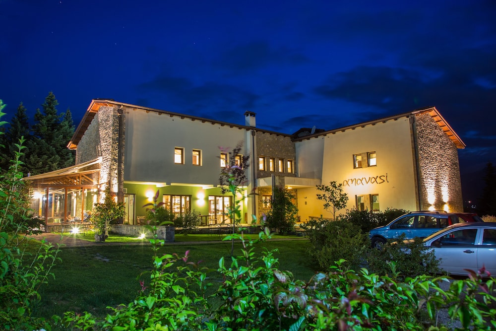 Anavasi Mountain Resort 3/50