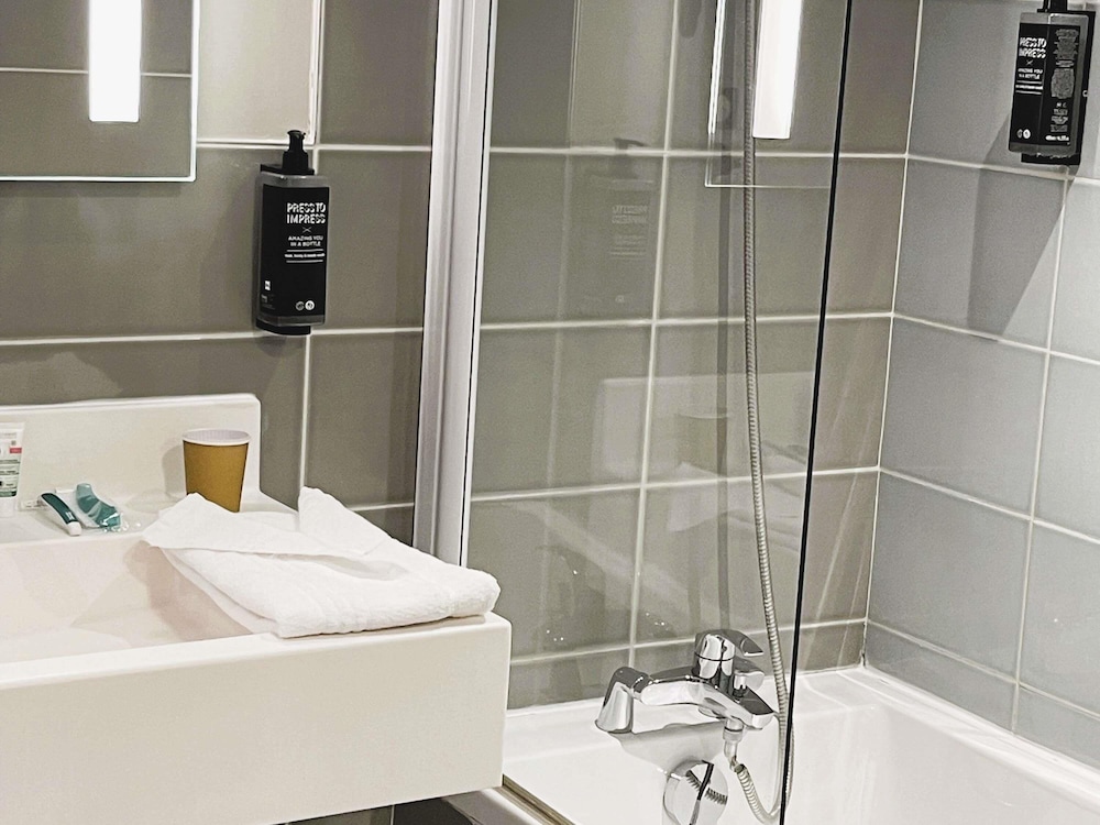 Ibis Styles Evry Lisses 46/48