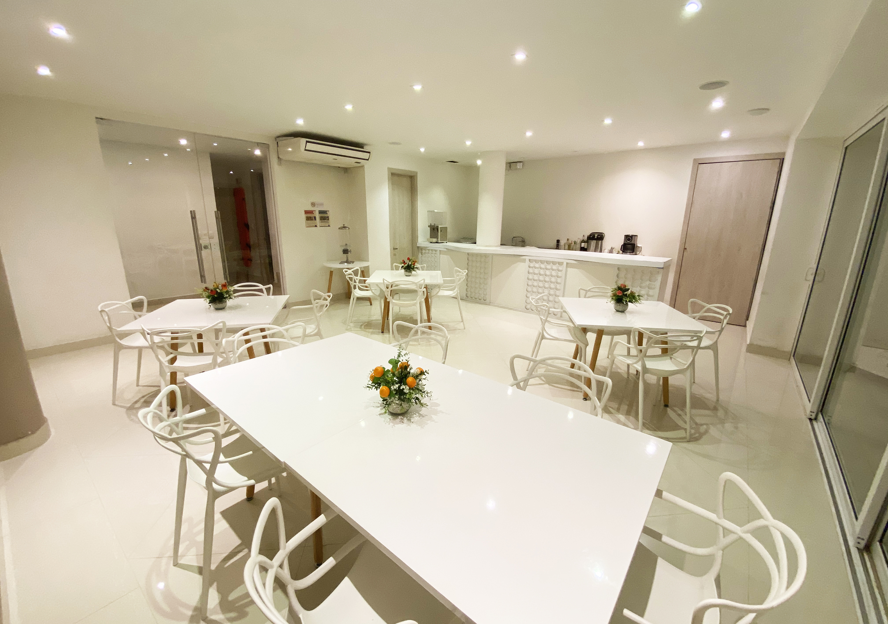 HOTEL 1525 16/20